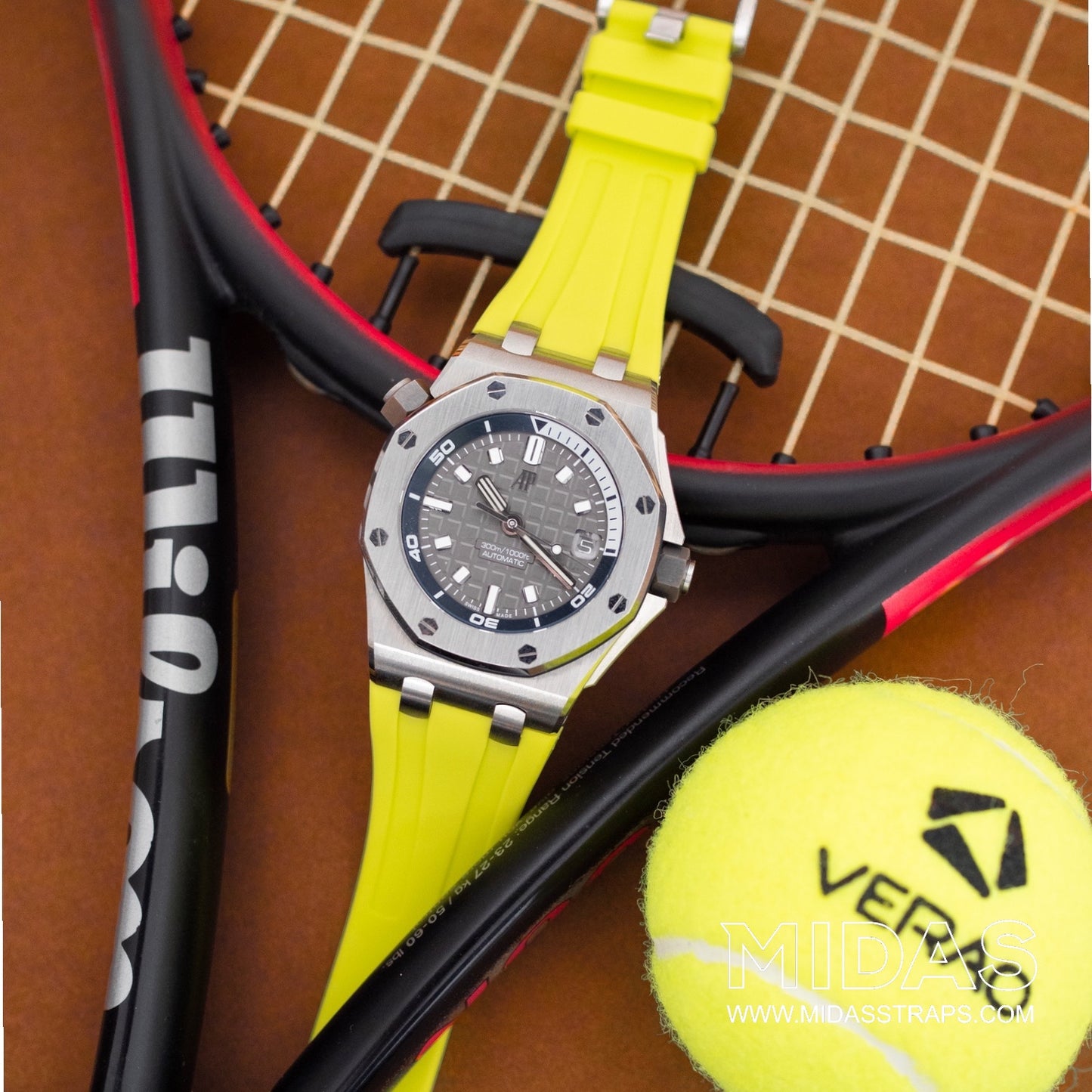 AP Royal Oak Offshore 42mm green rubber strap wrist photo outdoor MIDAS straps