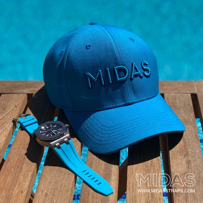 AP straps Royal Oak Offshore 42mm riviera blue rubber strap fitted on wrist poolside